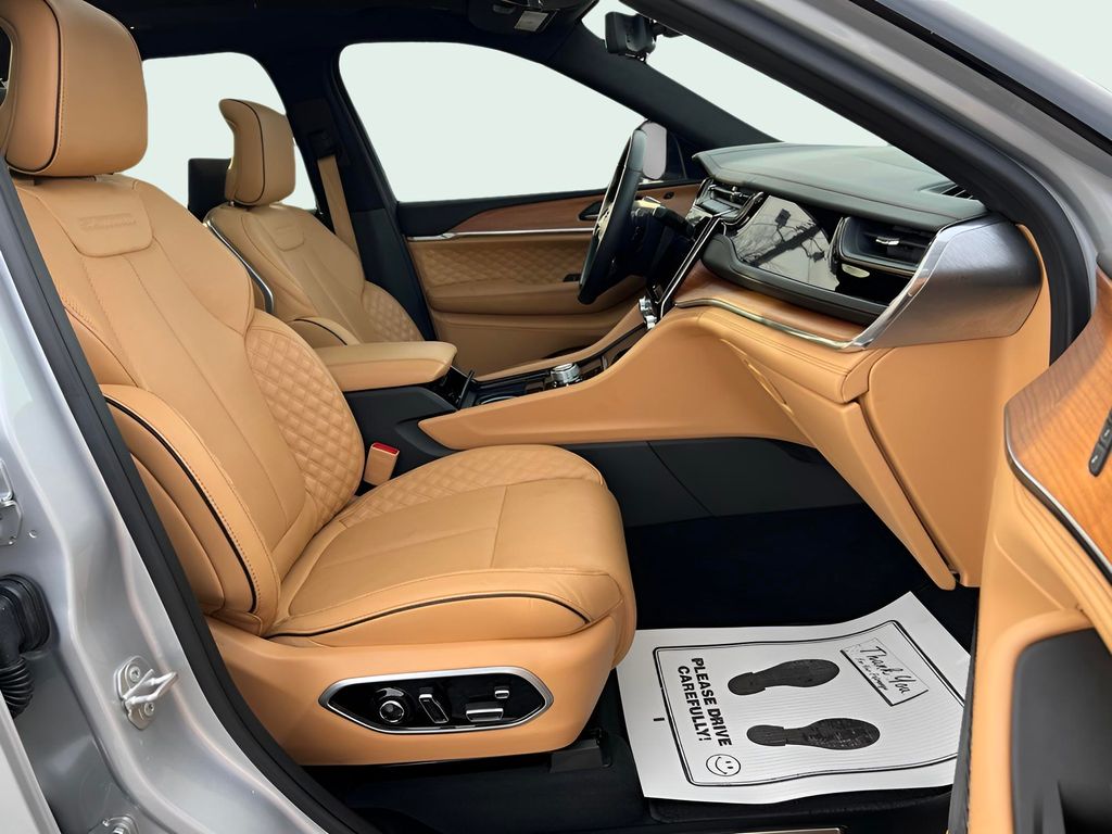 2025 Jeep Grand Cherokee L Summit Reserve - Photo 24
