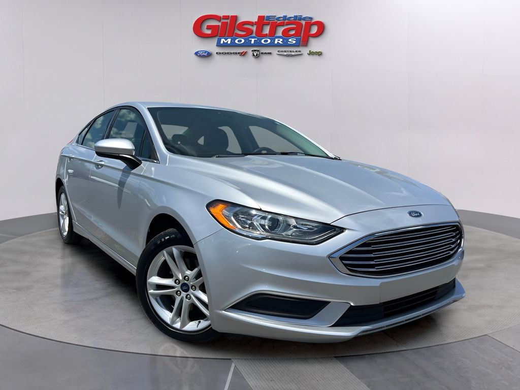 2018 Ford Fusion SE FWD's photo