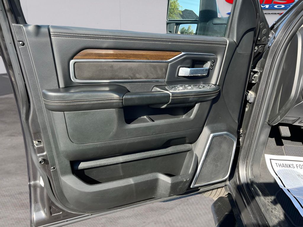 2024 RAM Ram 3500 Pickup Laramie - Photo 58