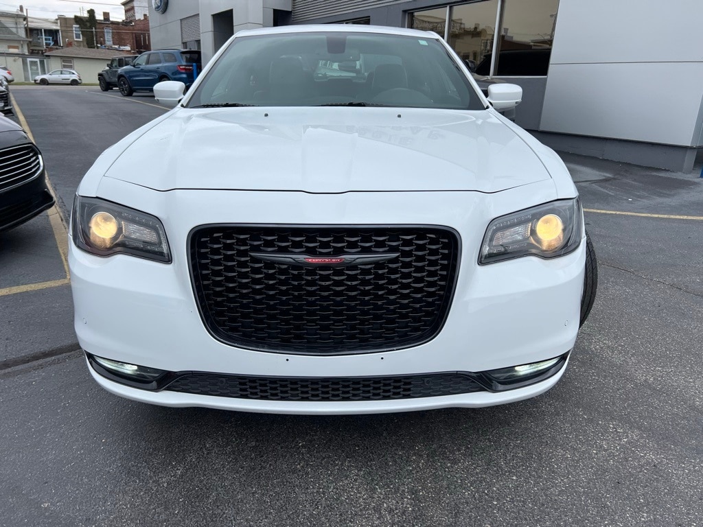 Used 2021 Chrysler 300 S with VIN 2C3CCABG8MH585498 for sale in Salem, IN