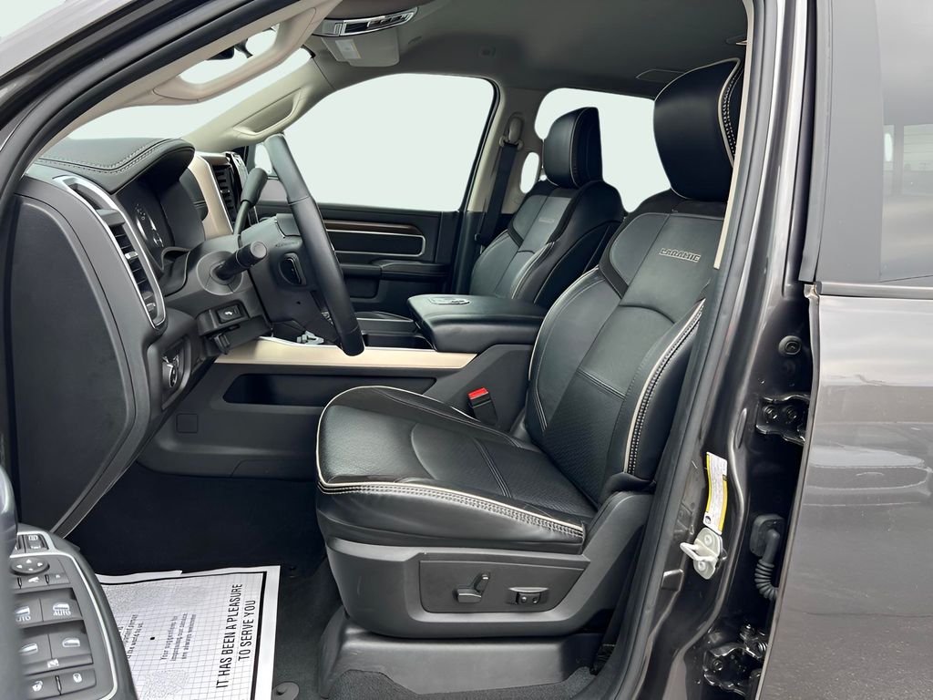 2024 RAM Ram 3500 Pickup Laramie - Photo 14