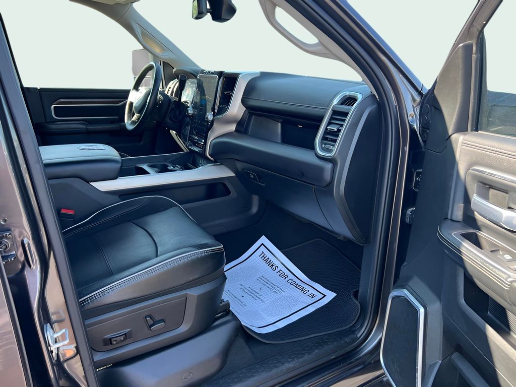 2024 RAM Ram 3500 Pickup Laramie - Photo 32