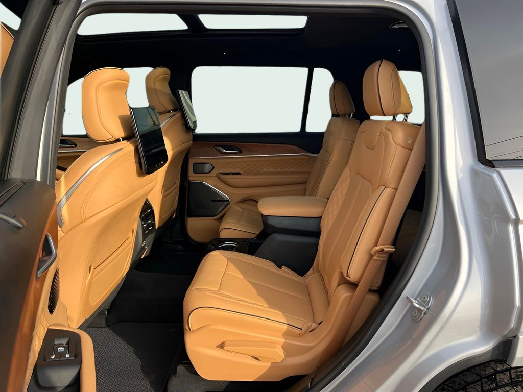 2025 Jeep Grand Cherokee L Summit Reserve - Photo 12