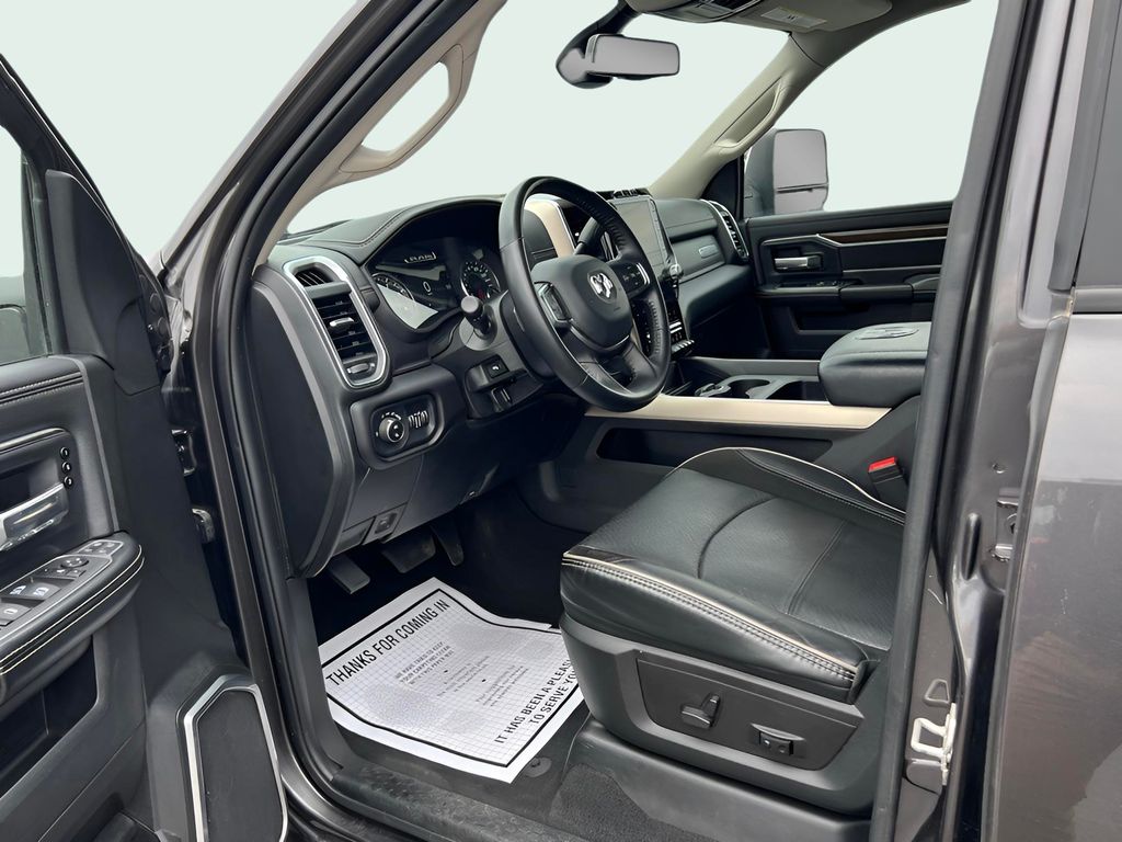 2024 RAM Ram 3500 Pickup Laramie - Photo 13