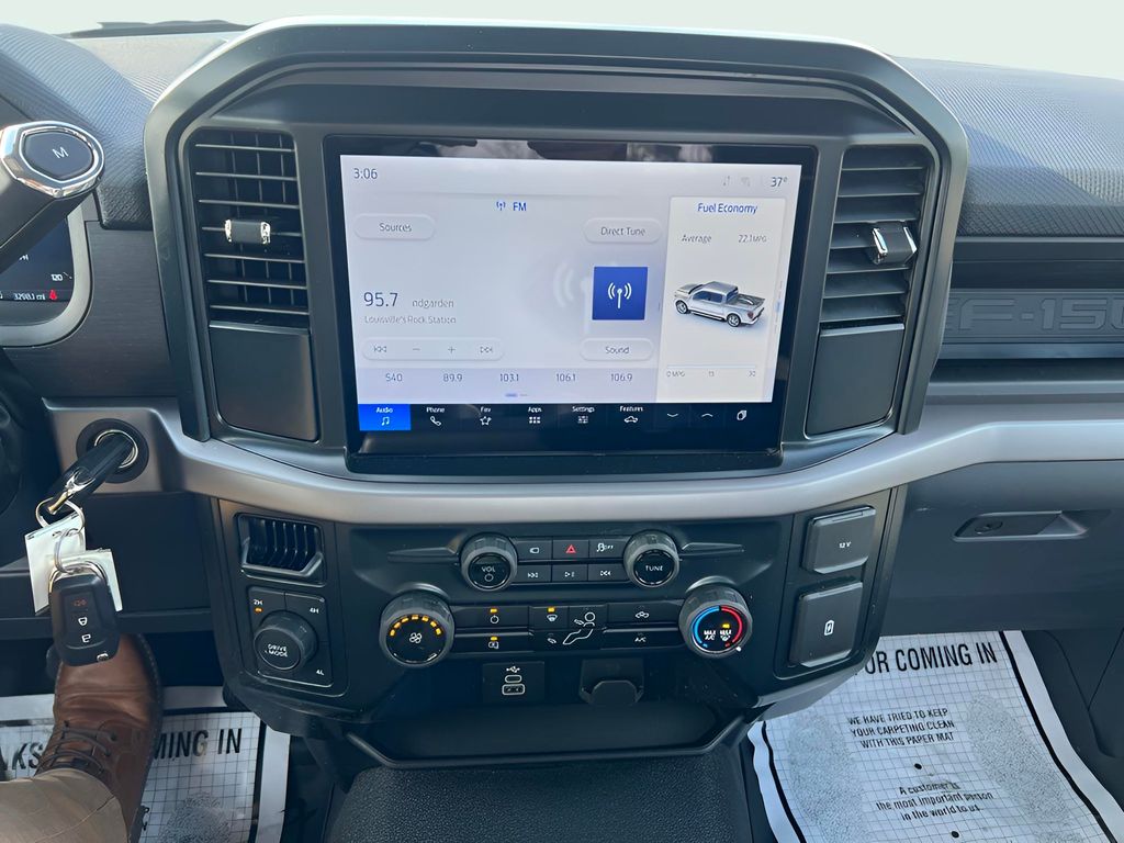 2025 Ford F-150 XL - Photo 16