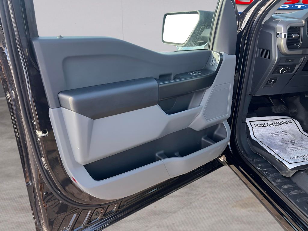2025 Ford F-150 XL - Photo 12