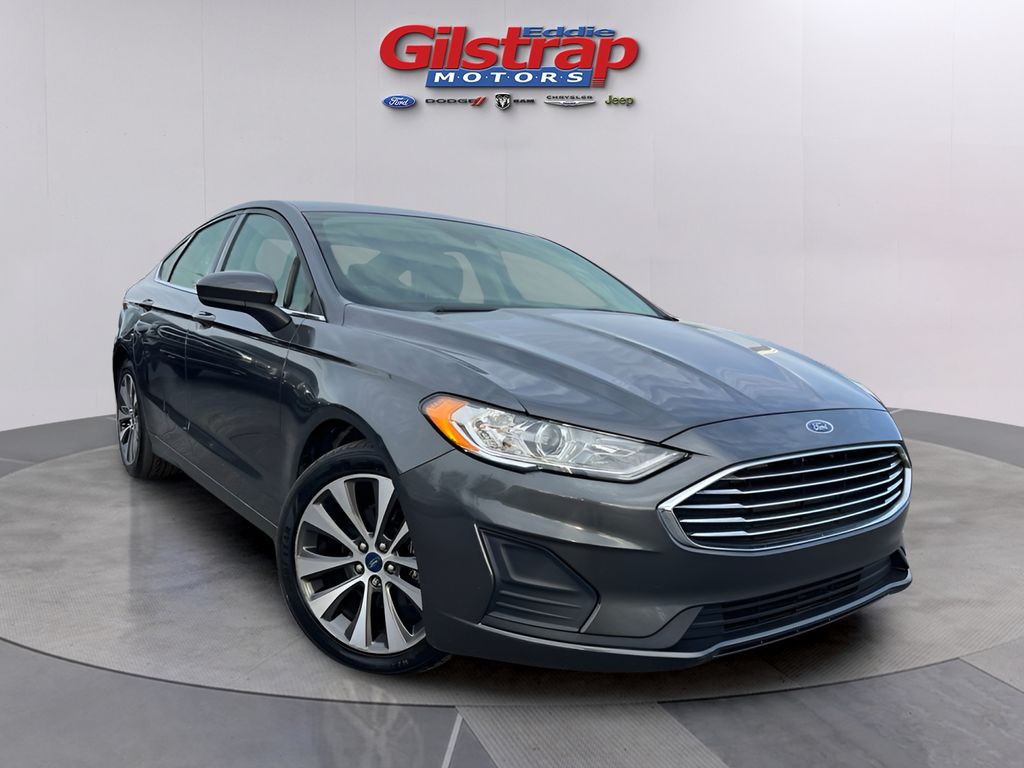 2020 Ford Fusion SE