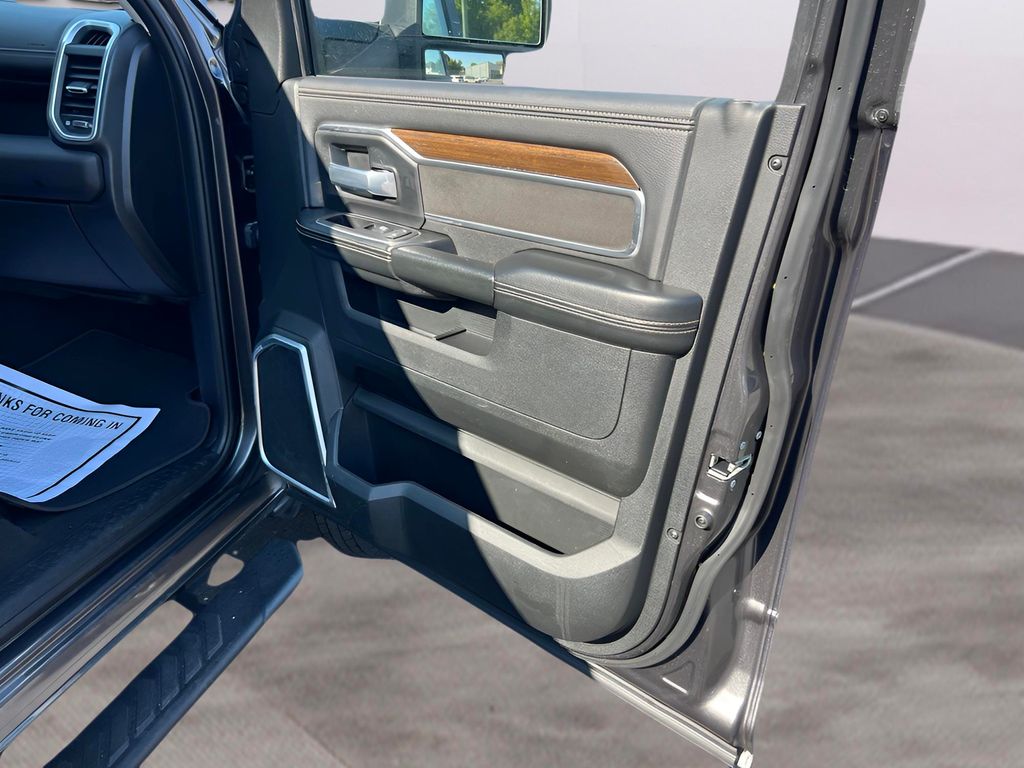2024 RAM Ram 3500 Pickup Laramie - Photo 59