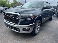 2025 Ram 1500 BIG HORN CREW CAB 4X4 6'4 BOX Pickup