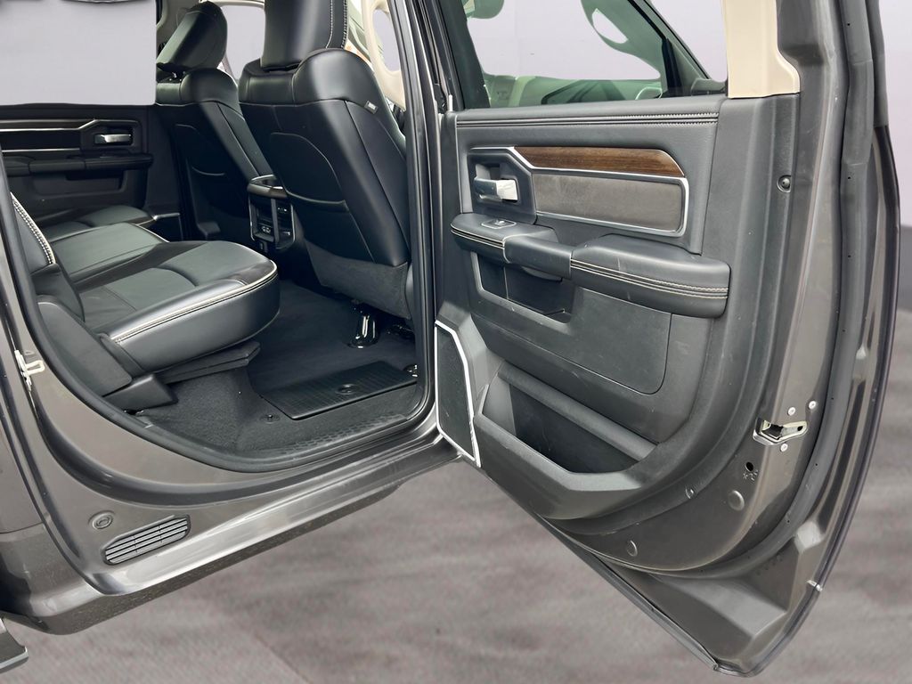 2024 RAM Ram 3500 Pickup Laramie - Photo 64