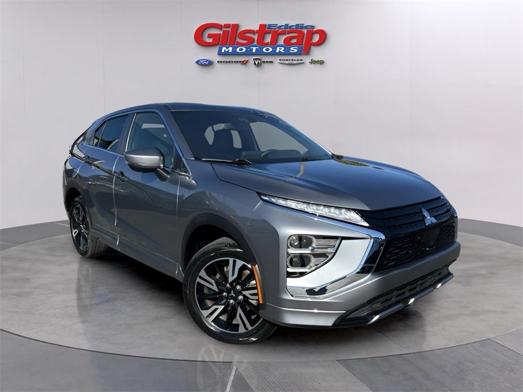 2024 Mitsubishi Eclipse Cross SEL's photo