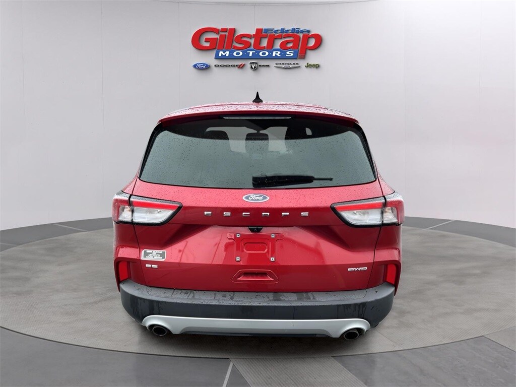 2022 Ford Escape SE photo 4