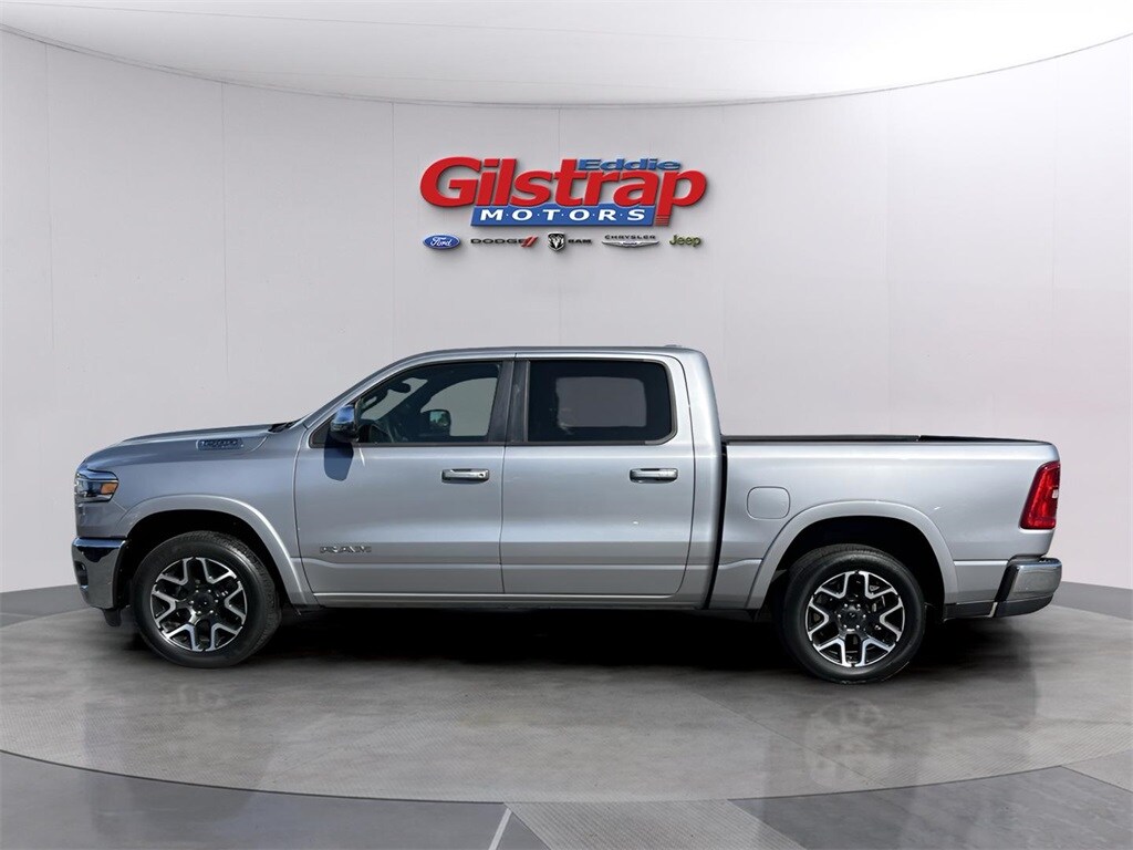 2025 Ram 1500 Laramie photo 3