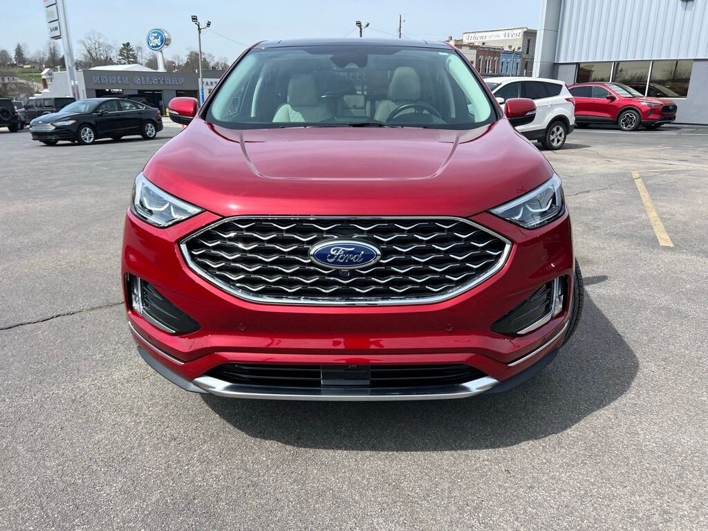 Used 2024 Ford Edge Titanium SUV