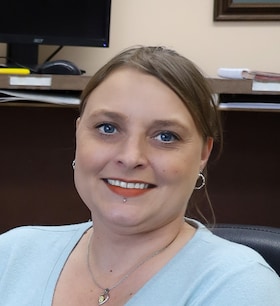 Staff member Gina Fleenor from ID_4c9ccad207ac