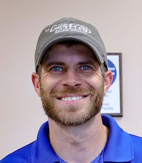 Staff member Geoffrey Harrison from ID_4c9ccad207ac
