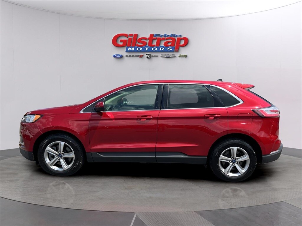 2022 Ford Edge SEL photo 3
