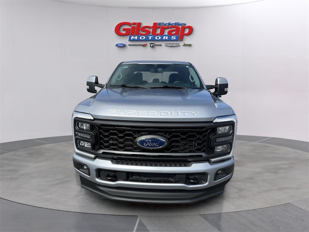 Used 2023 Ford F-250SD Lariat Truck