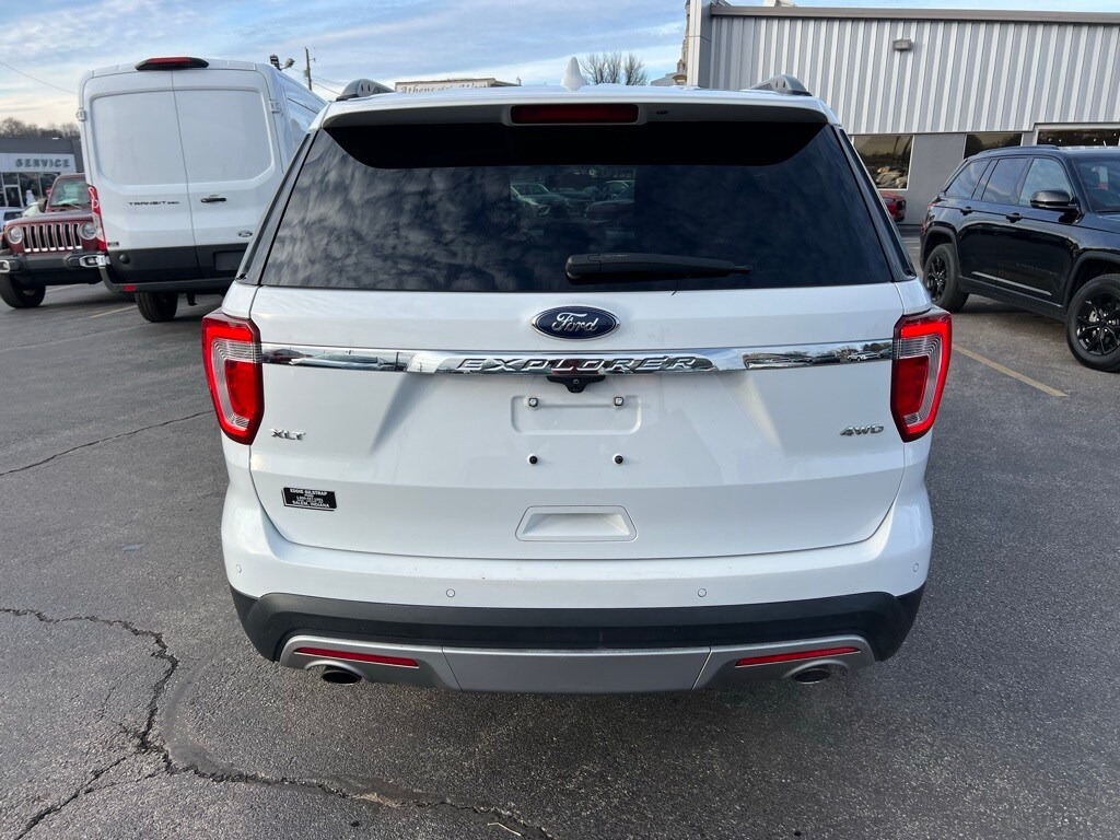 Used 2017 Ford Explorer XLT SUV