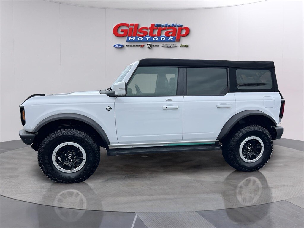 2022 Ford Bronco Outer Banks photo 3