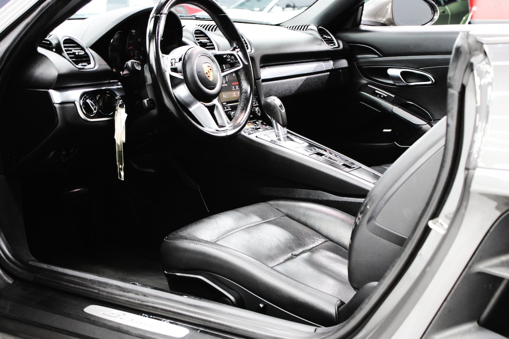 Used 2021 Porsche 718 Boxster Cabriolet