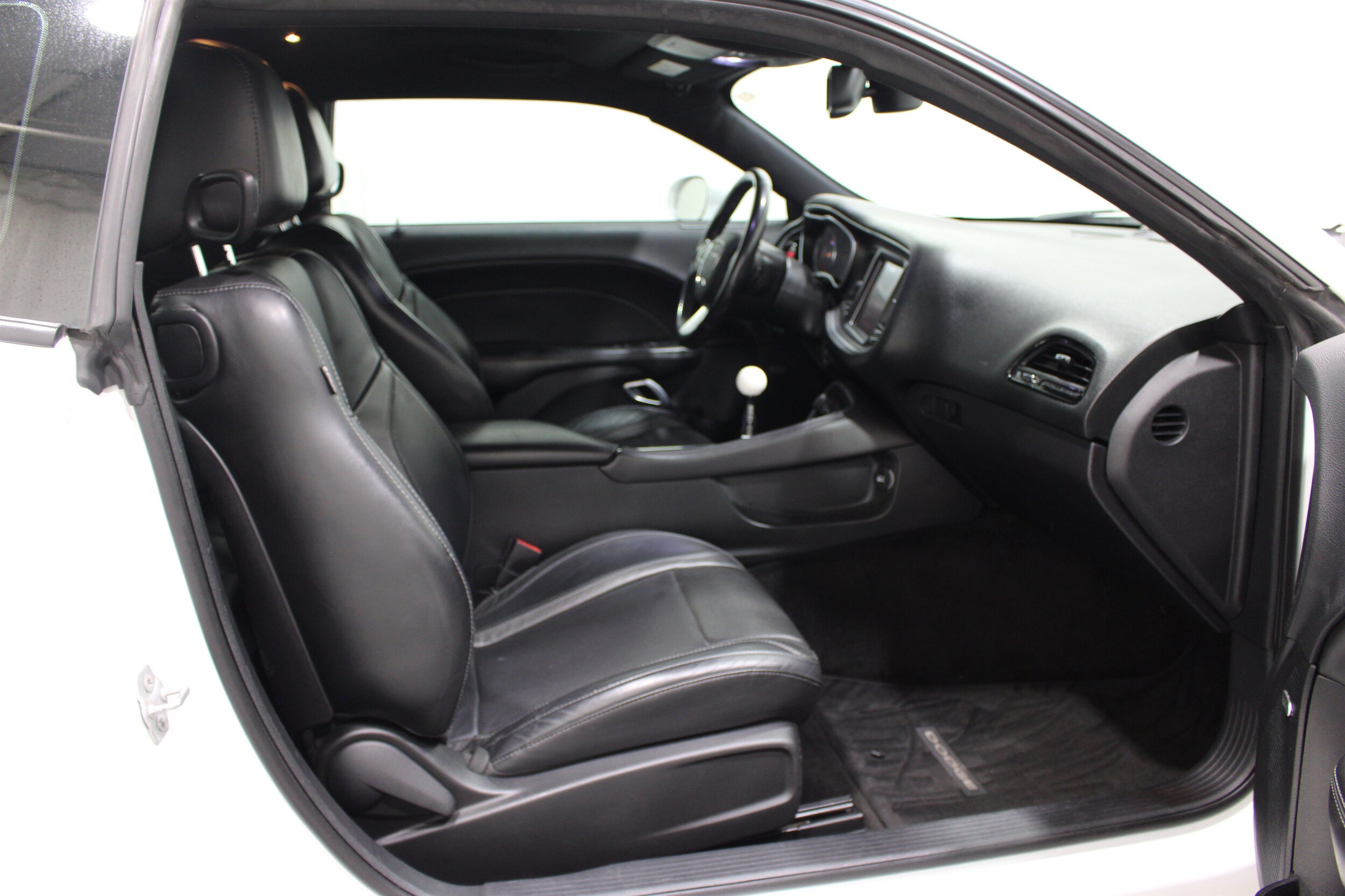 2015 Dodge Challenger R/T - Photo 22
