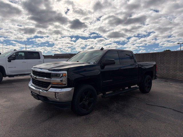 Used 2017 Chevrolet Silverado 1500 LT w/1LT Truck Crew Cab