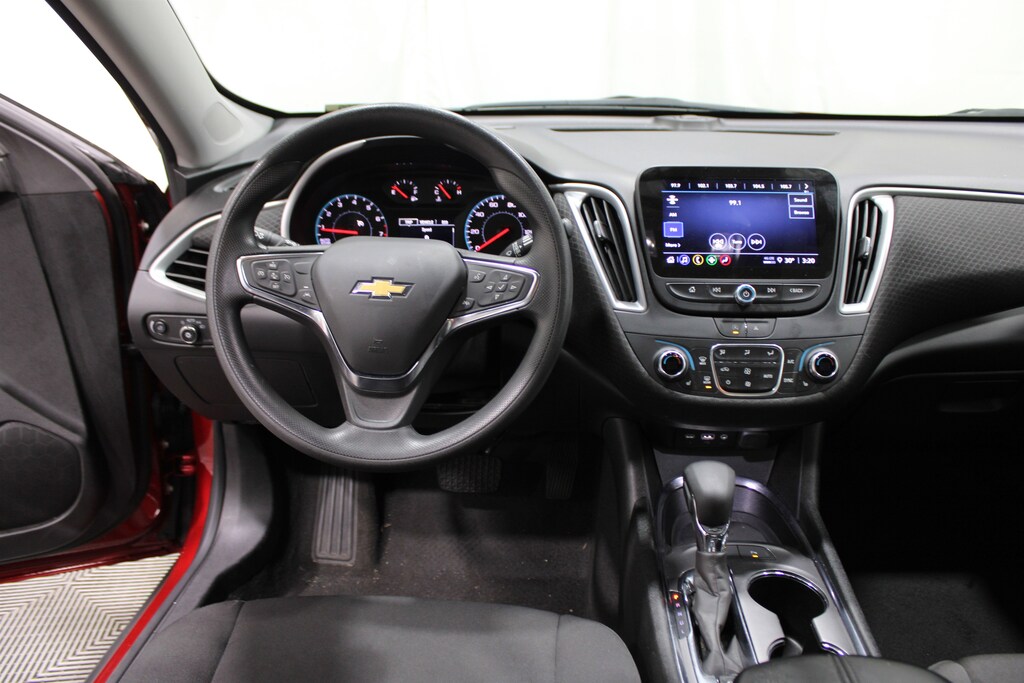 Used 2024 Chevrolet Malibu 1LT Sedan