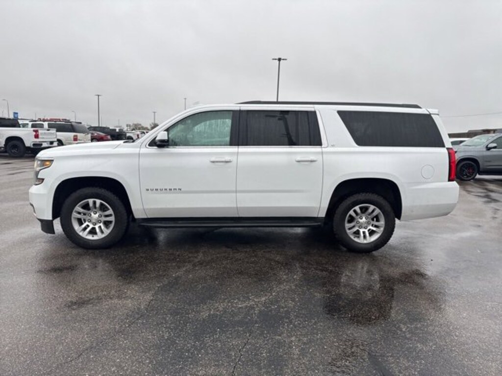Used 2018 Chevrolet Suburban LT SUV