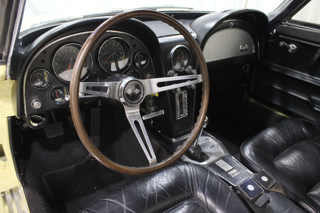 Used 1965 Chevrolet Corvette Convertible 2DOOR