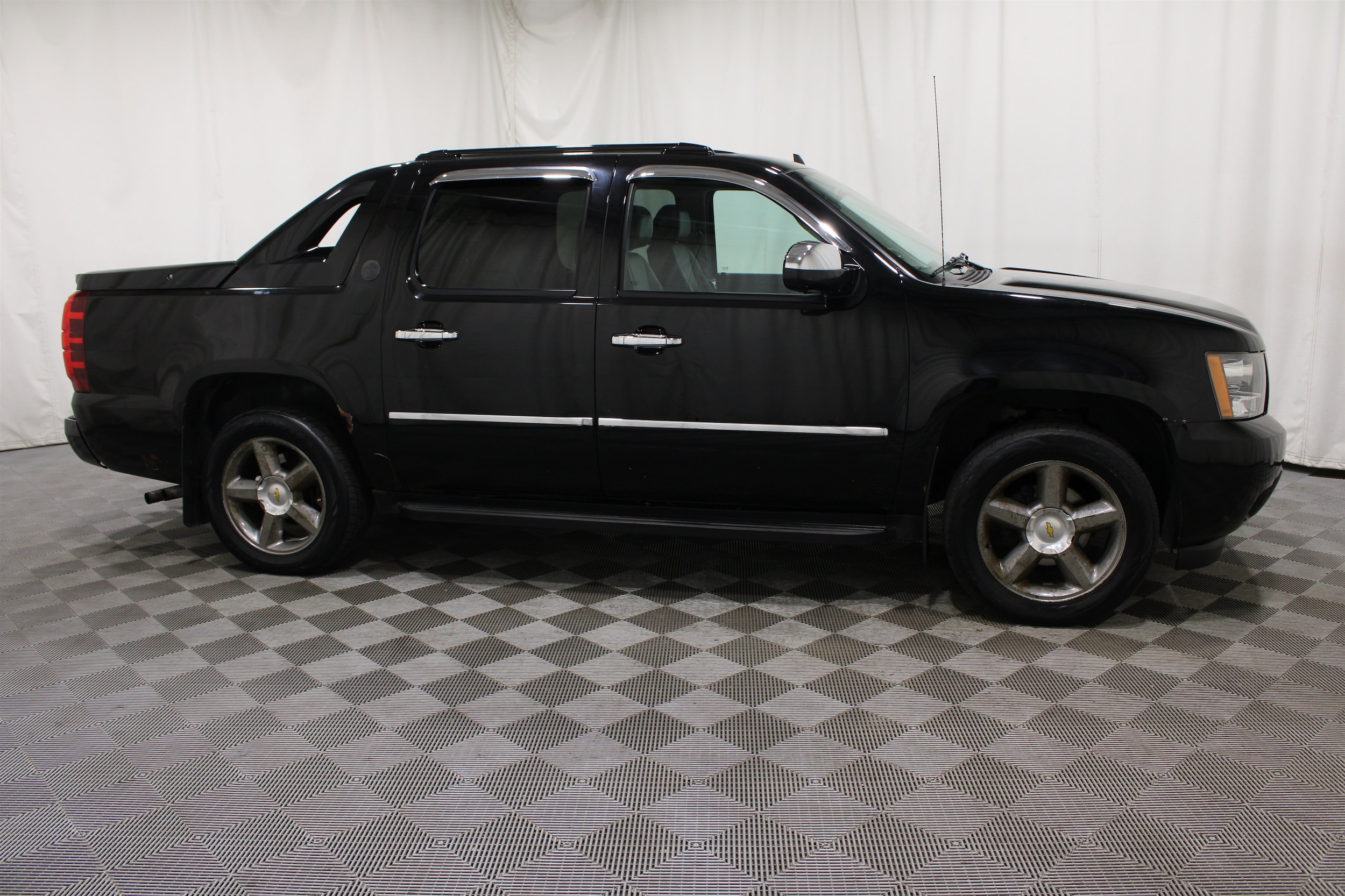 2013 Chevrolet Avalanche LTZ - Photo 27