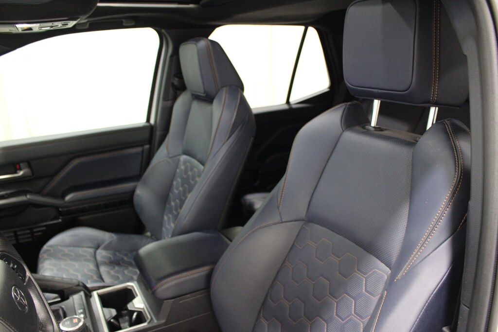 Used 2025 Toyota 4Runner i-FORCE MAX Platinum SUV