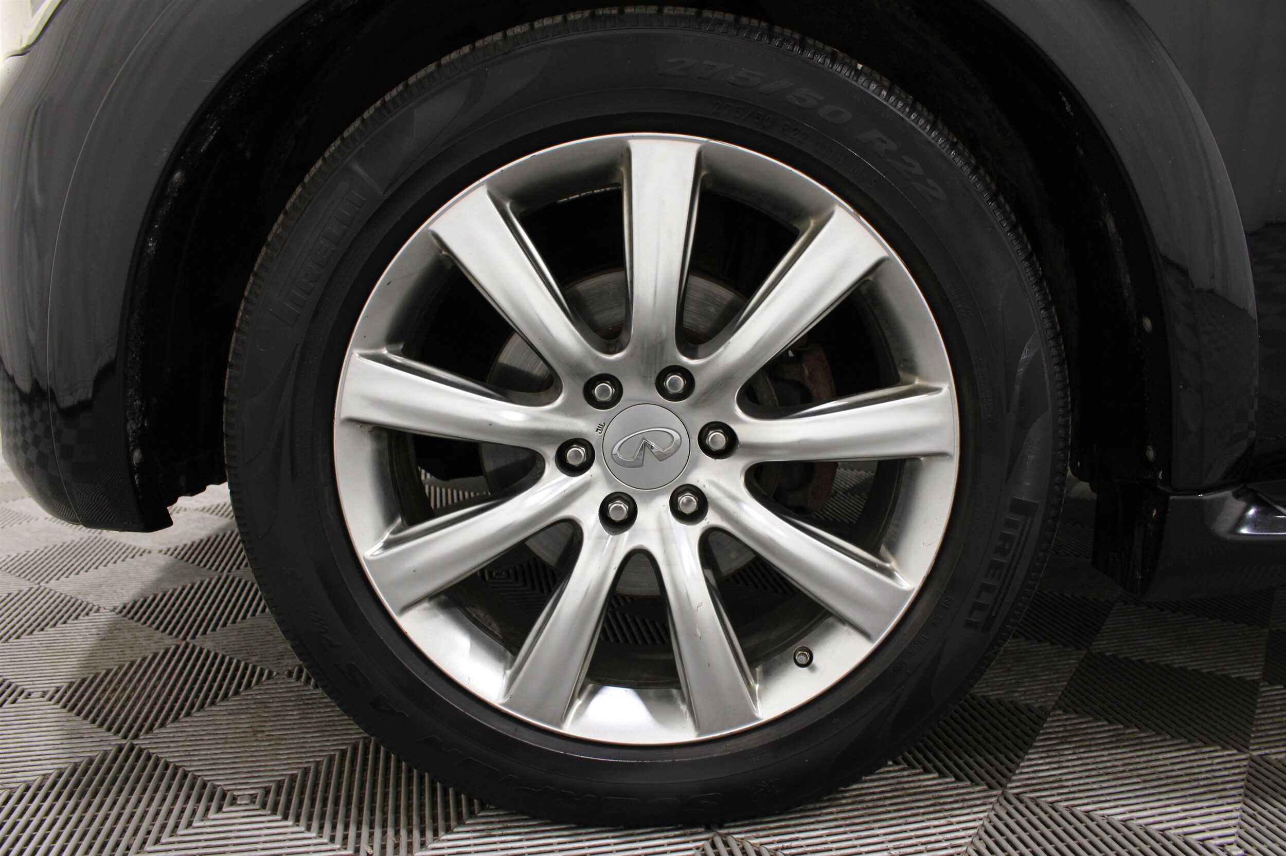 2011 INFINITI QX 56 - Photo 41