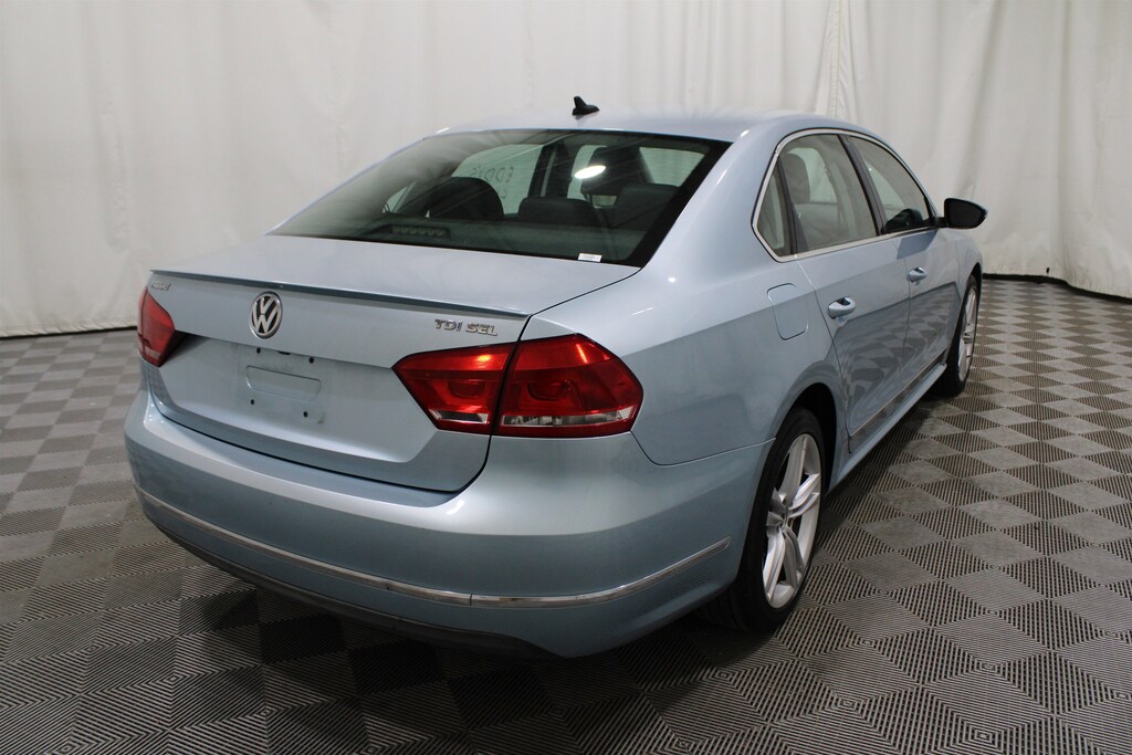 Used 2013 Volkswagen Passat 2.0L TDI SEL Premium Sedan