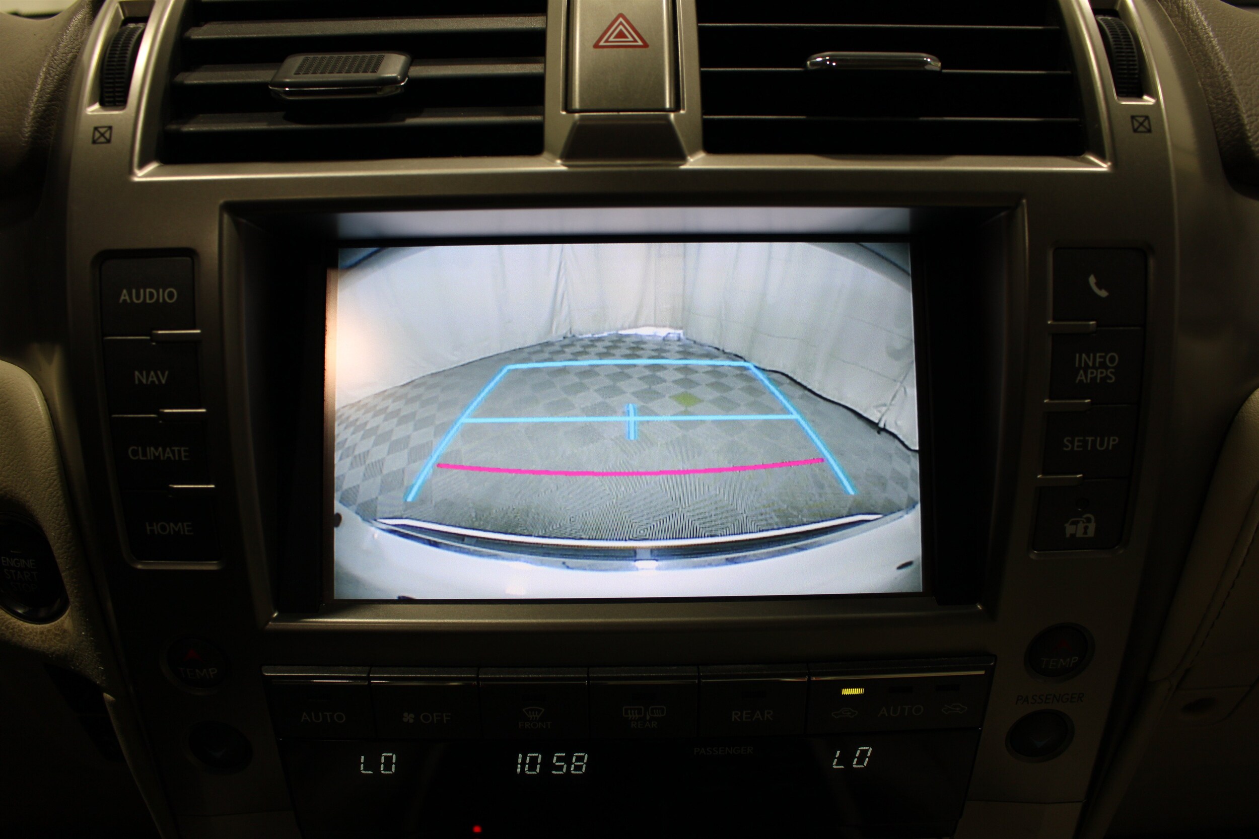 2017 Lexus GX Base - Photo 16