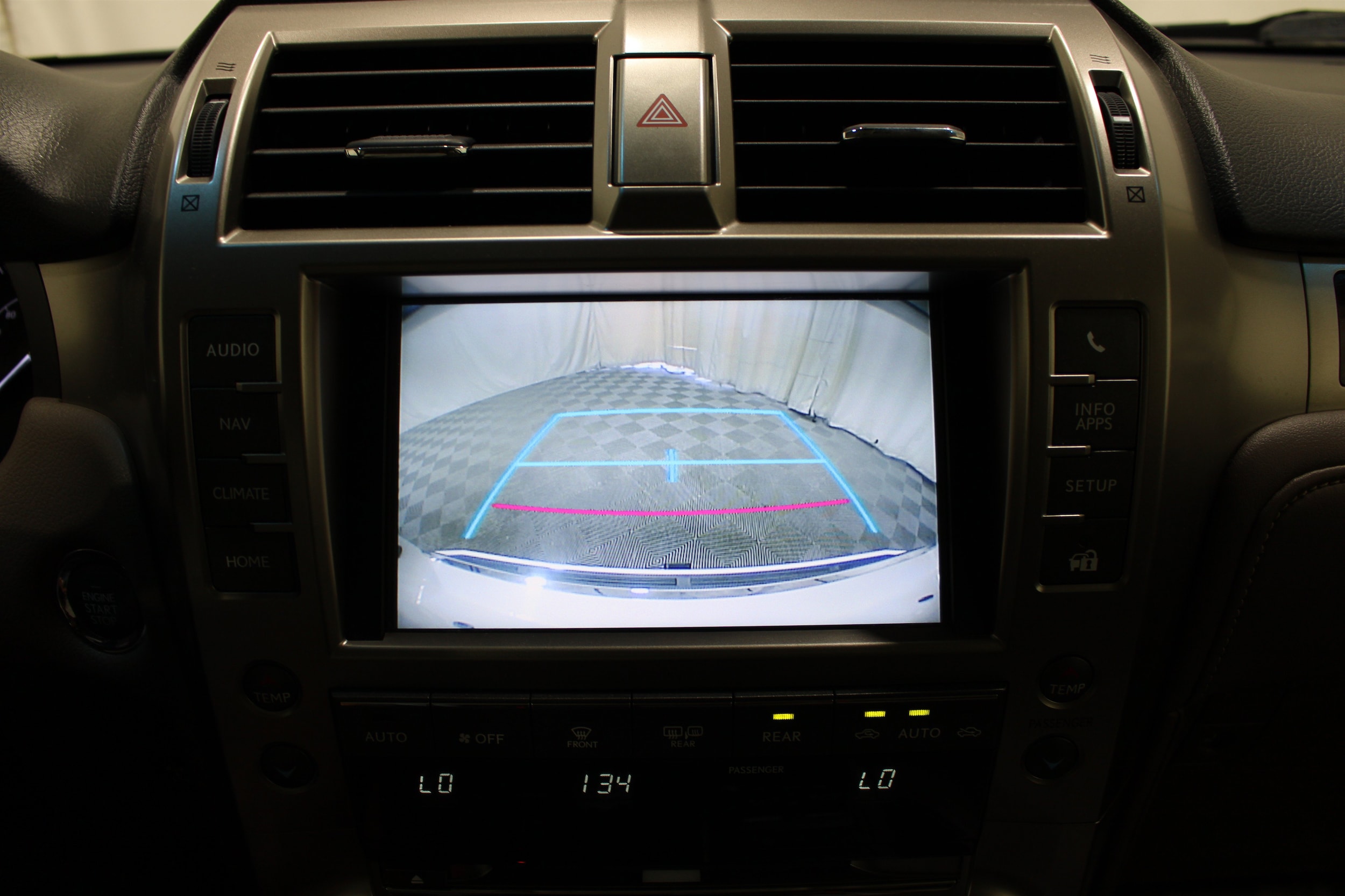 2016 Lexus GX Luxury - Photo 17