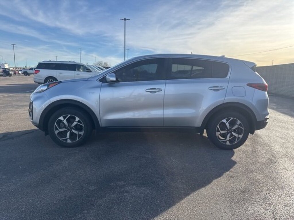 Used 2020 Kia Sportage LX SUV