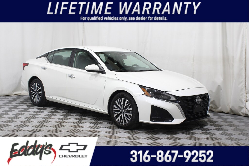 Used 2023 Nissan Altima 2.5 SV Sedan