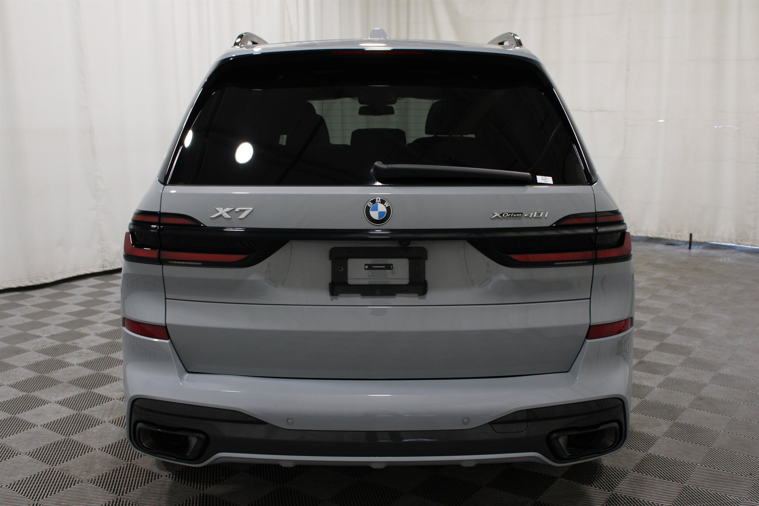 2025 BMW X7 40i - Photo 39