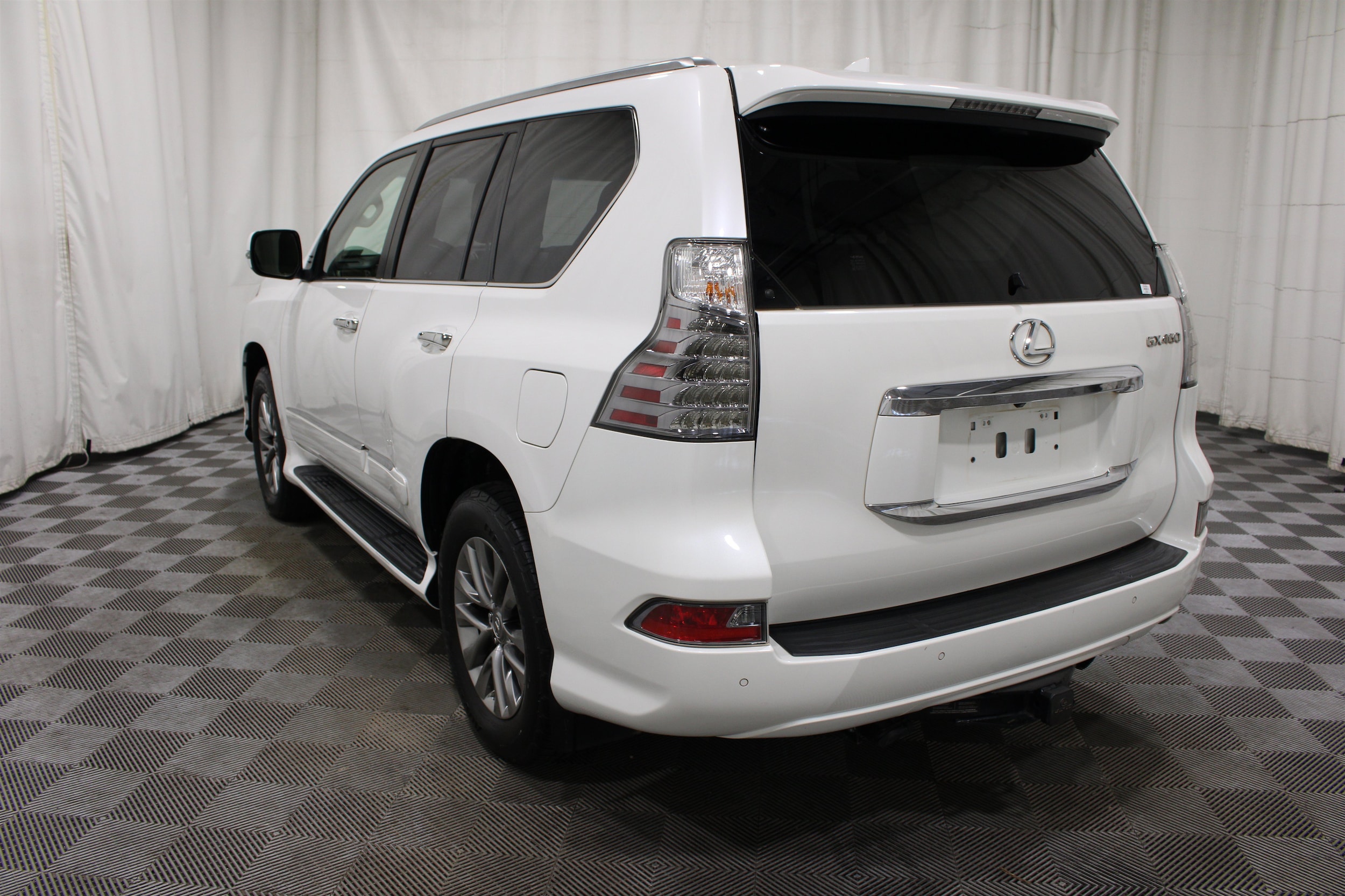 2016 Lexus GX Luxury - Photo 35