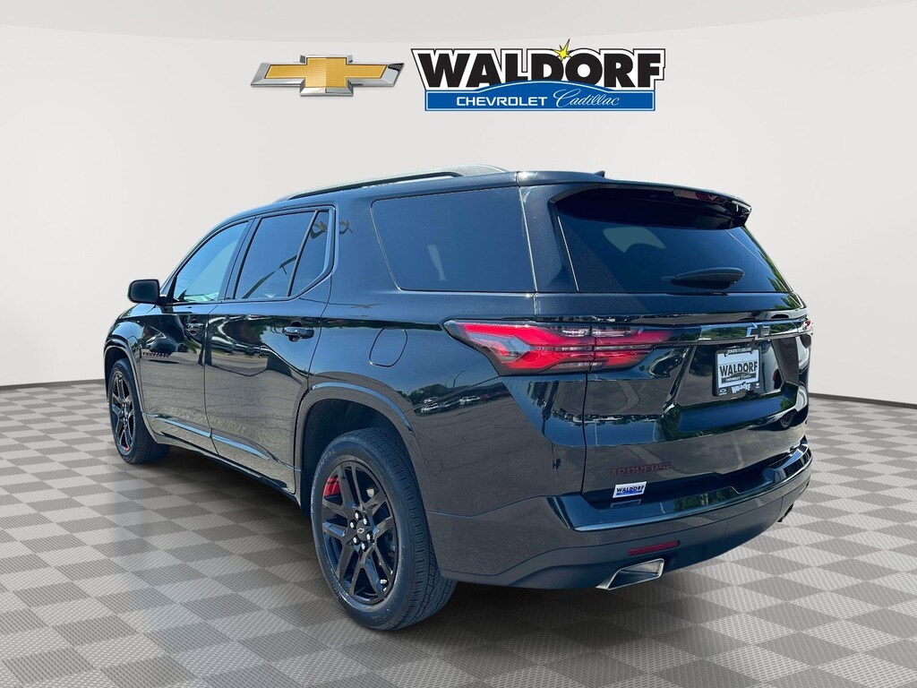 Used 2023 Chevrolet Traverse Premier SUV