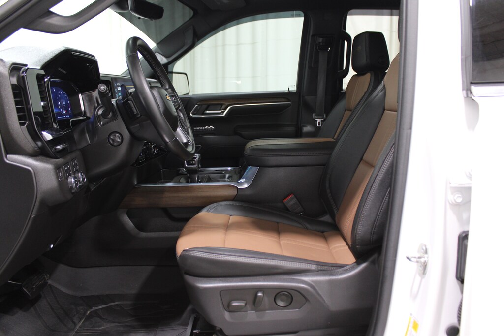 Used 2023 Chevrolet Silverado 1500 High Country Truck Crew Cab