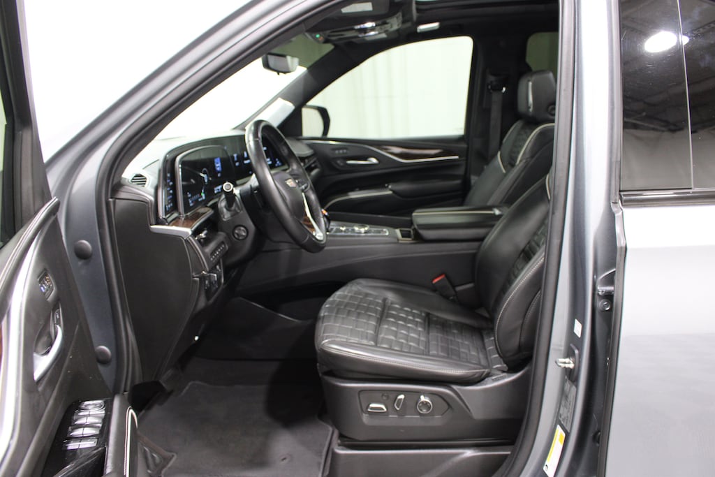 Used 2022 Cadillac Escalade ESV Sport Platinum SUV
