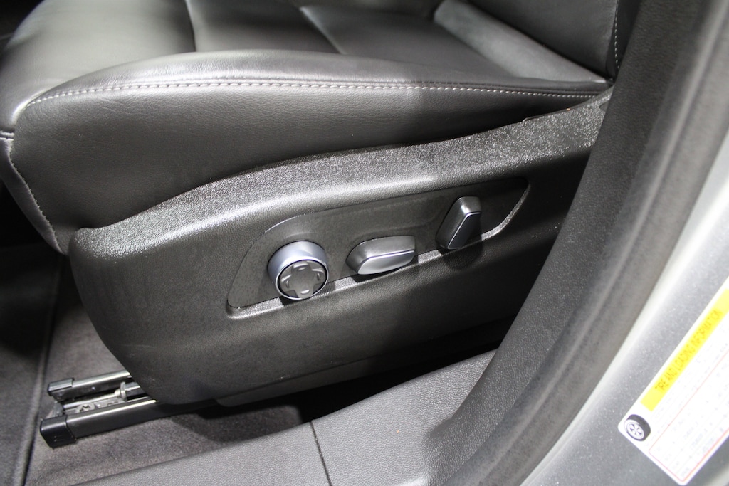 Certified 2025 Cadillac XT4 Premium Luxury SUV