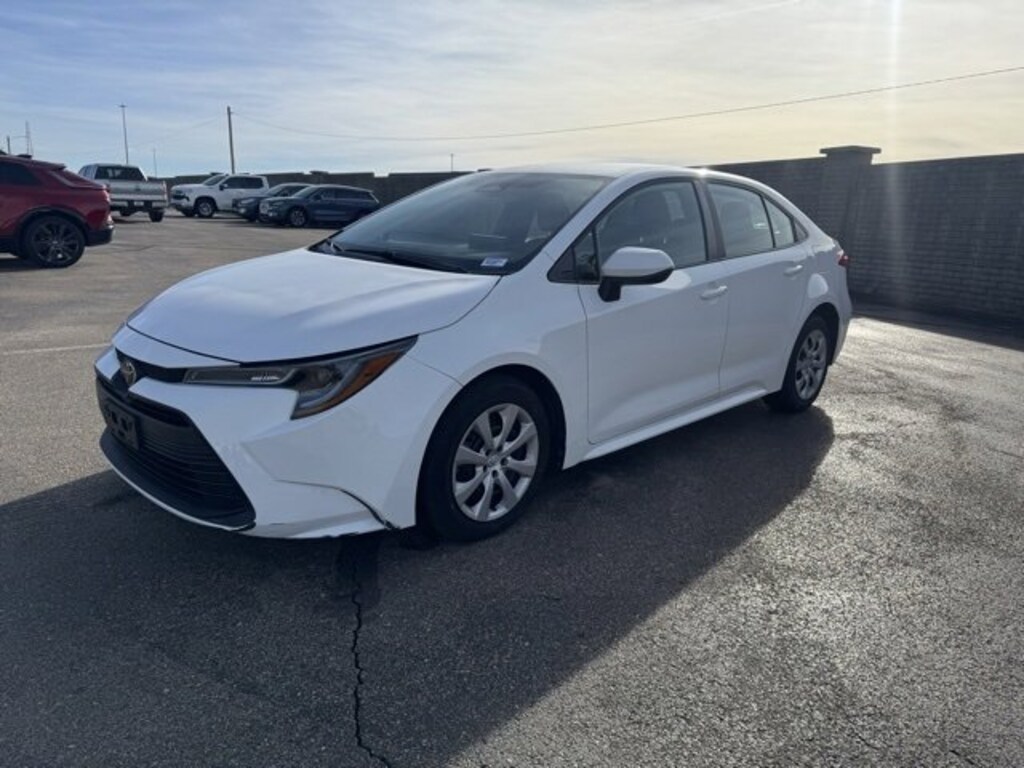 Used 2023 Toyota Corolla LE Sedan