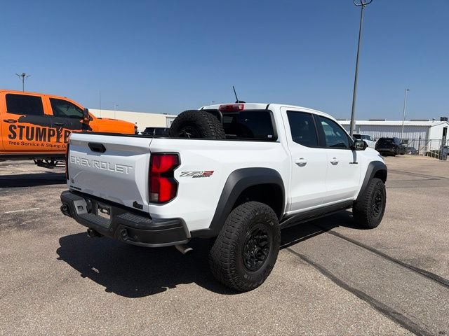 2024 Chevrolet Colorado ZR2 - Photo 7