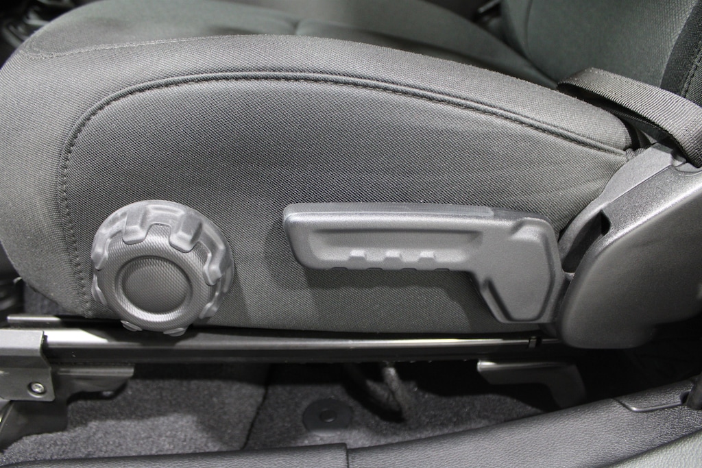 Used 2021 Jeep Wrangler Sport SUV