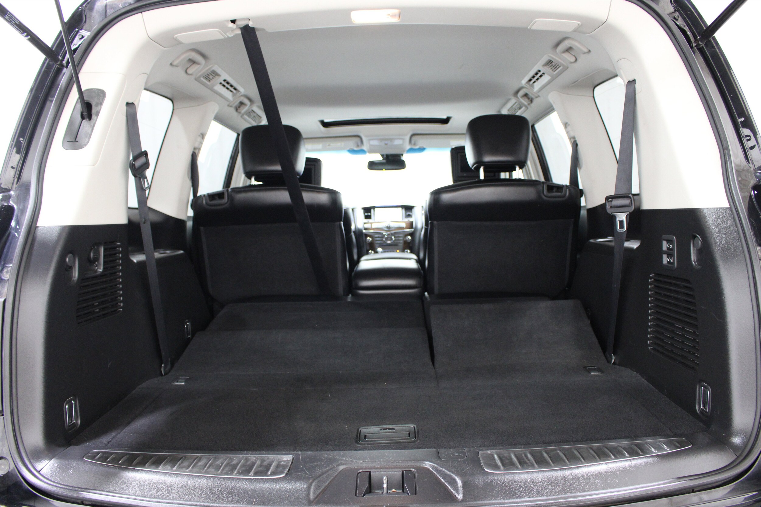 2011 INFINITI QX 56 - Photo 27