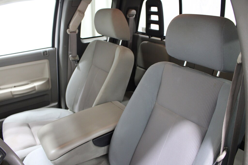 Used 2005 Dodge Dakota SLT Truck Club Cab
