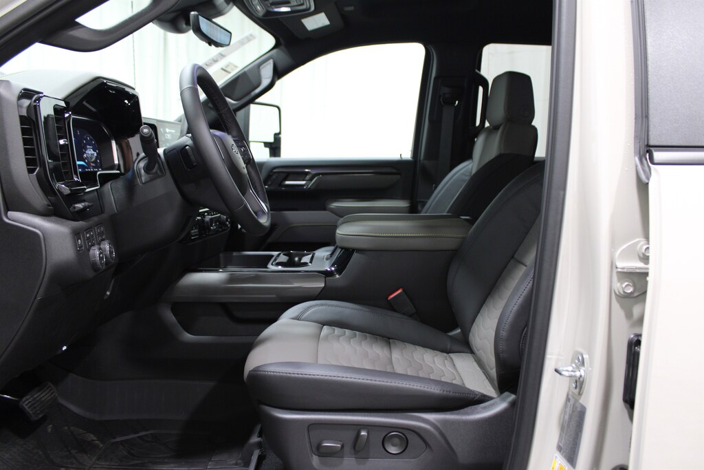 New 2026 Chevrolet Silverado 2500 HD ZR2 Crew Cab Pickup